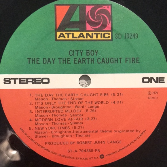 3/$30 City Boy “The Day the Earth Caught Fire” vintage vinyl album 1979 - Picture 3 of 5